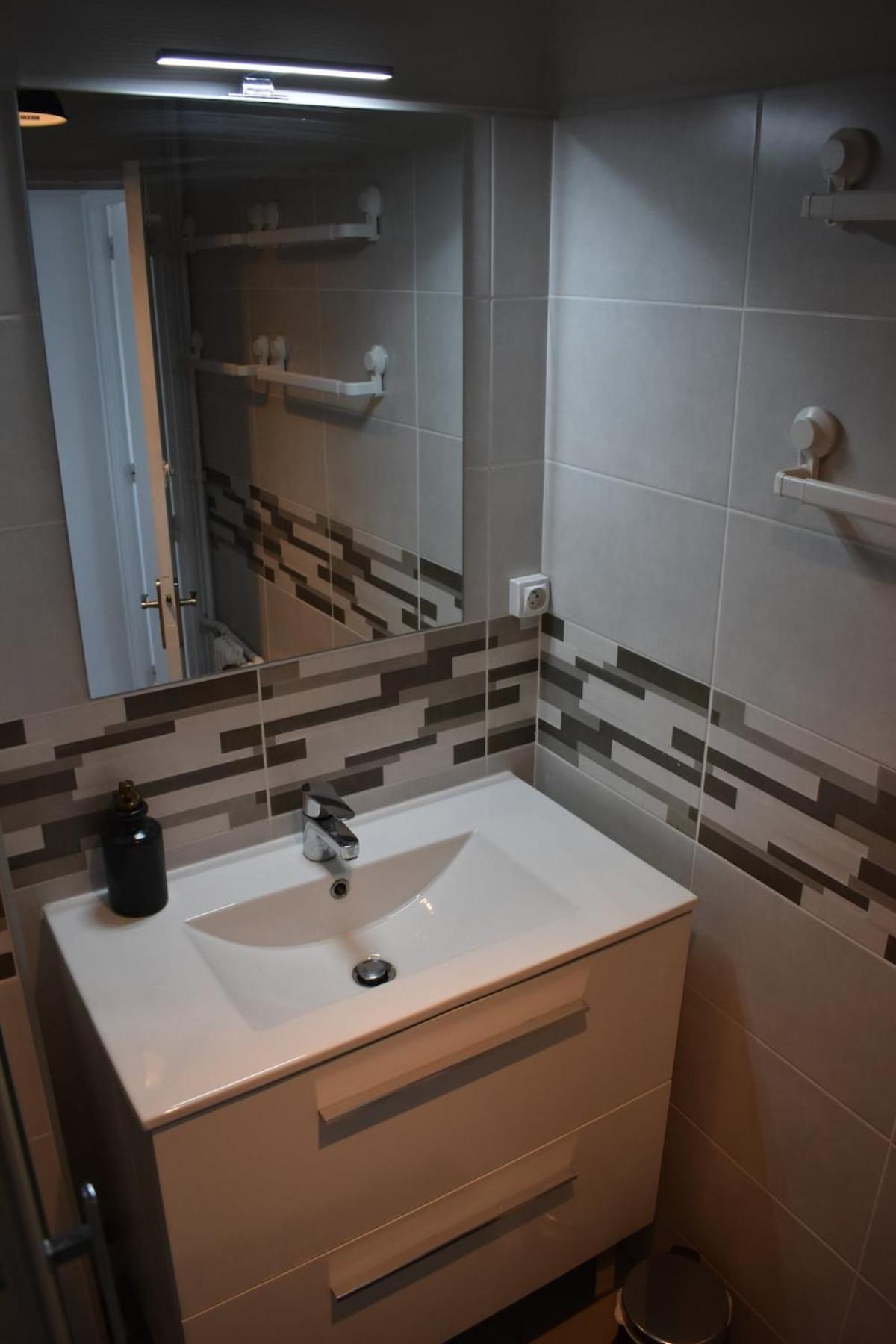Appartement Lumineux 3 Chambres - Villeurbanne Gratte Ciel Екстер'єр фото